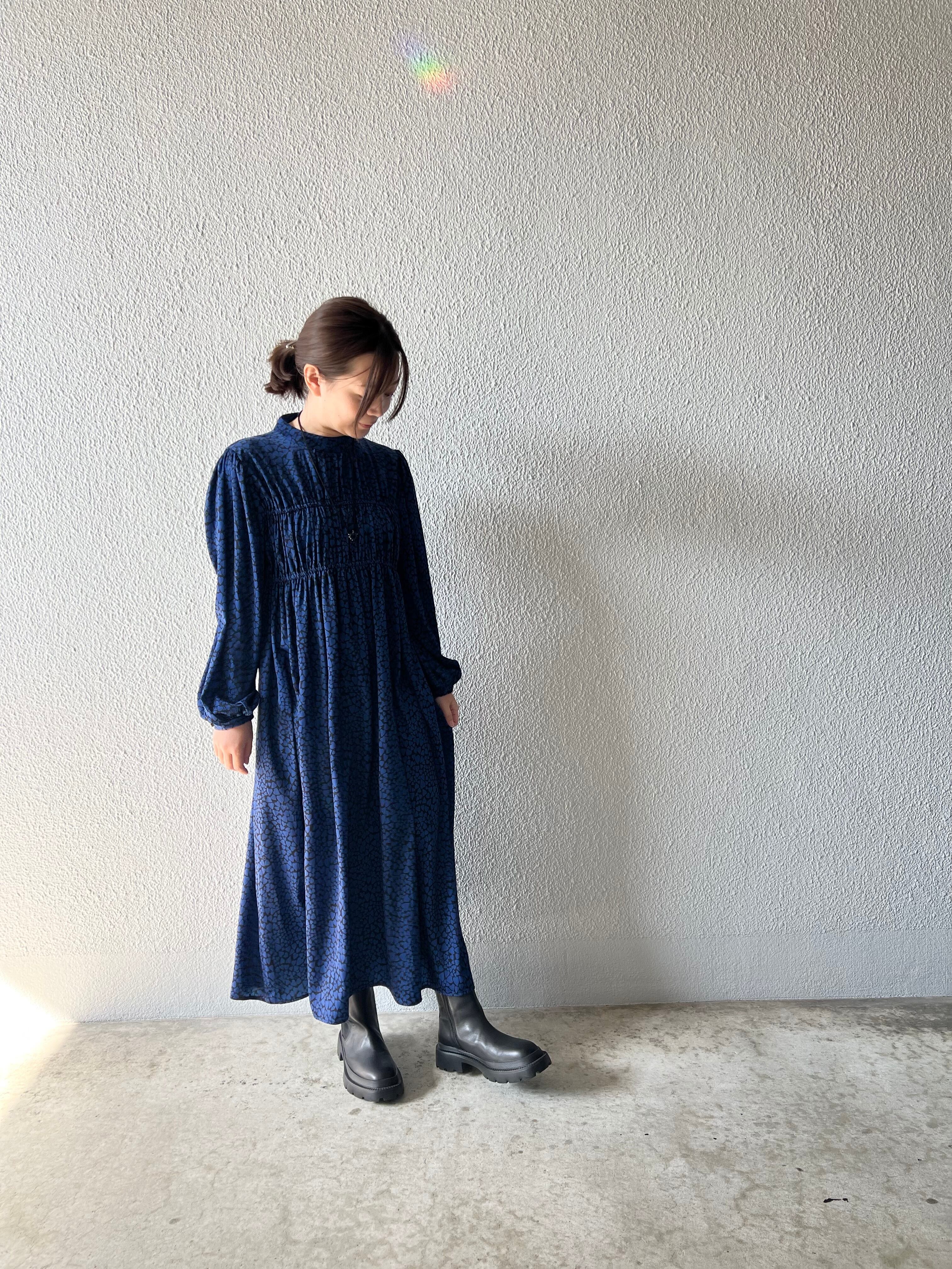 スタッフ　身長158㎝