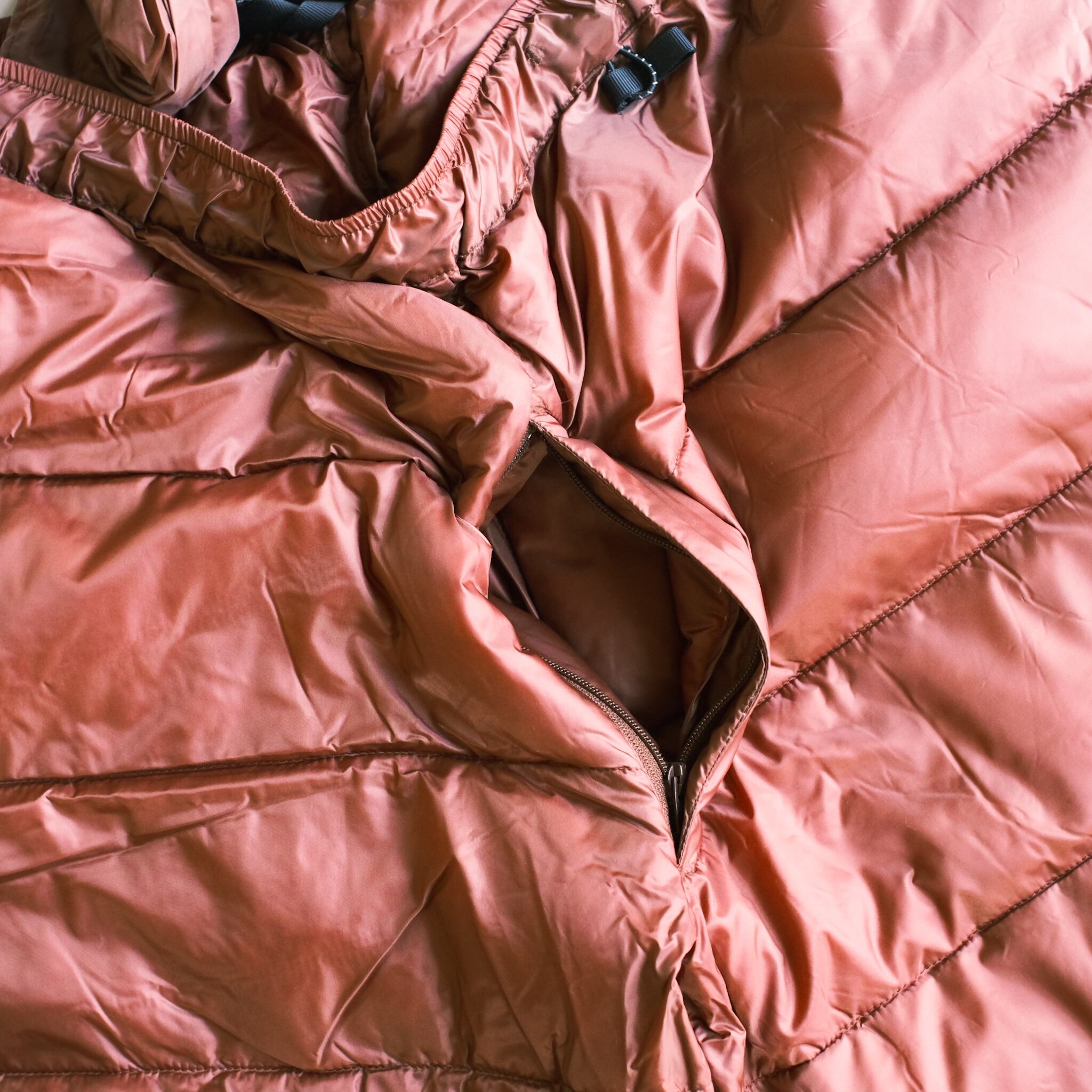 省略しがちなフロントジップ