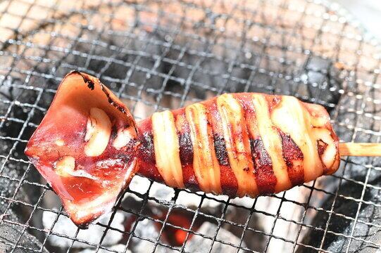 イカの炭焼き