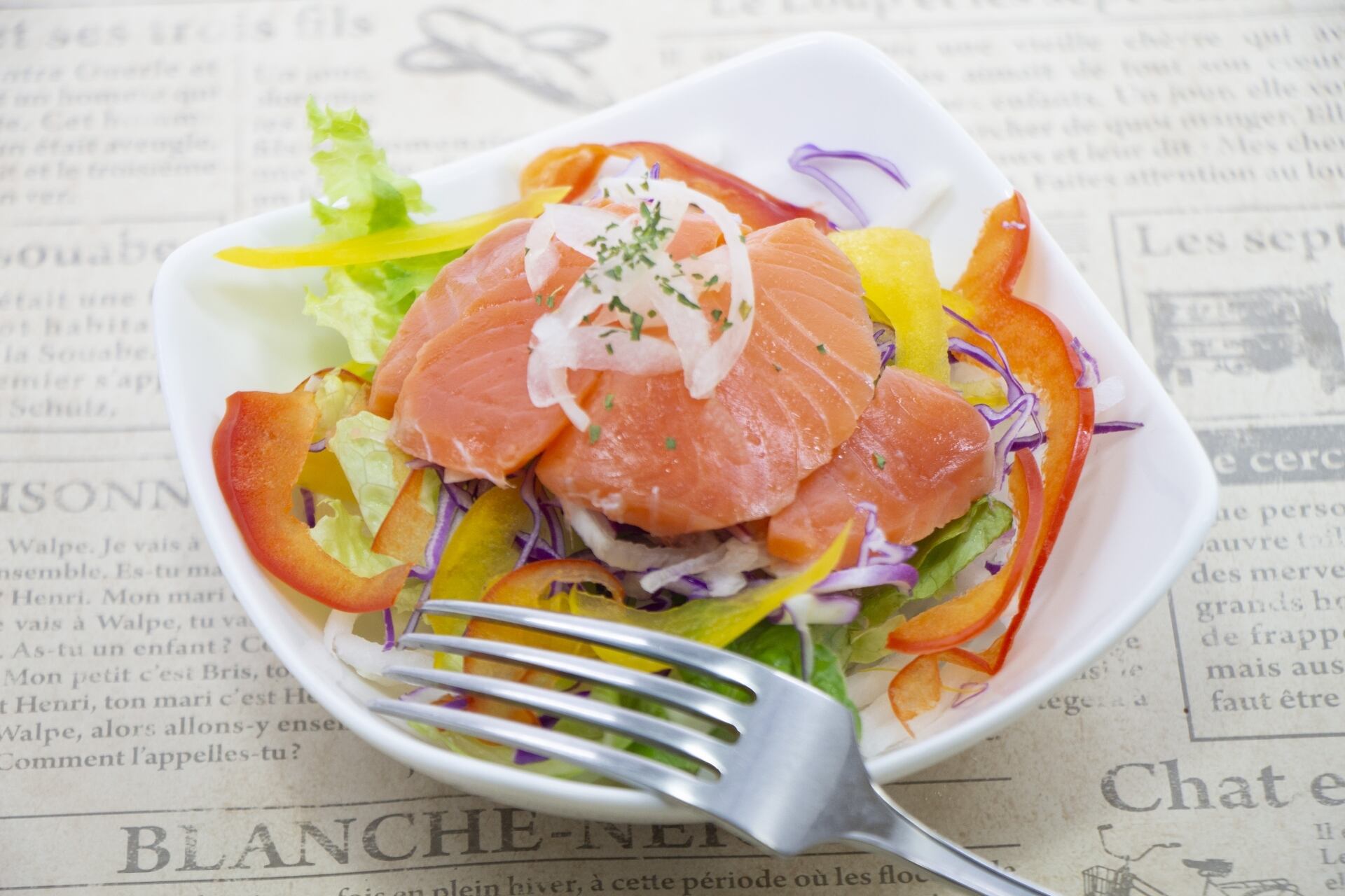 スモークサーモンのサラダ