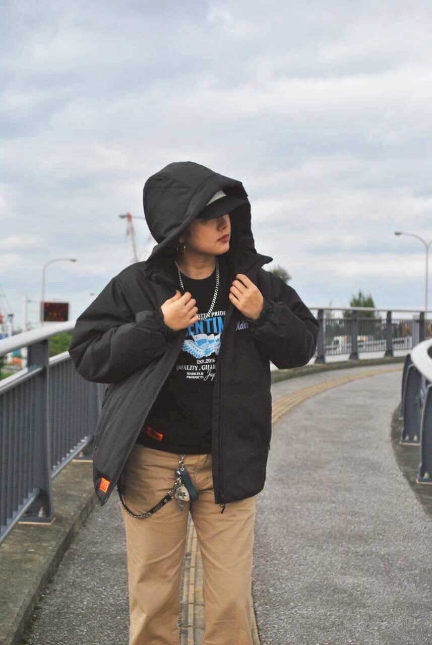 BLACK:164cmMサイズ着用