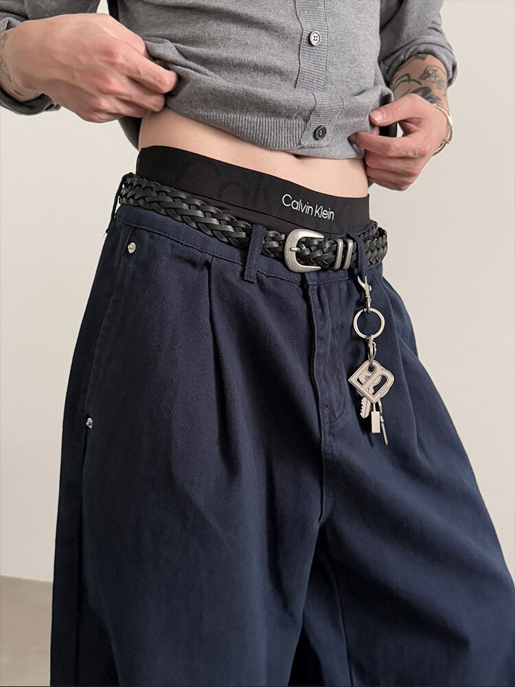 ネイビーブルー
