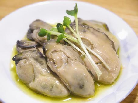 牡蠣のオイル漬け