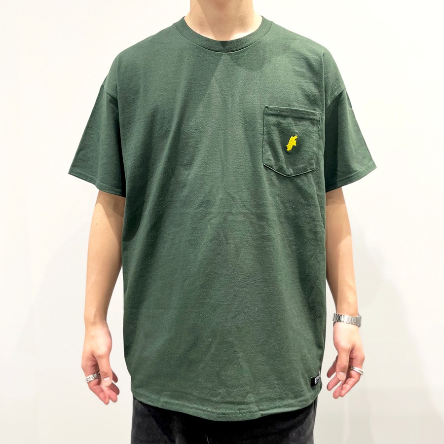 モデル身長178cm / GREEN XLサイズ着用