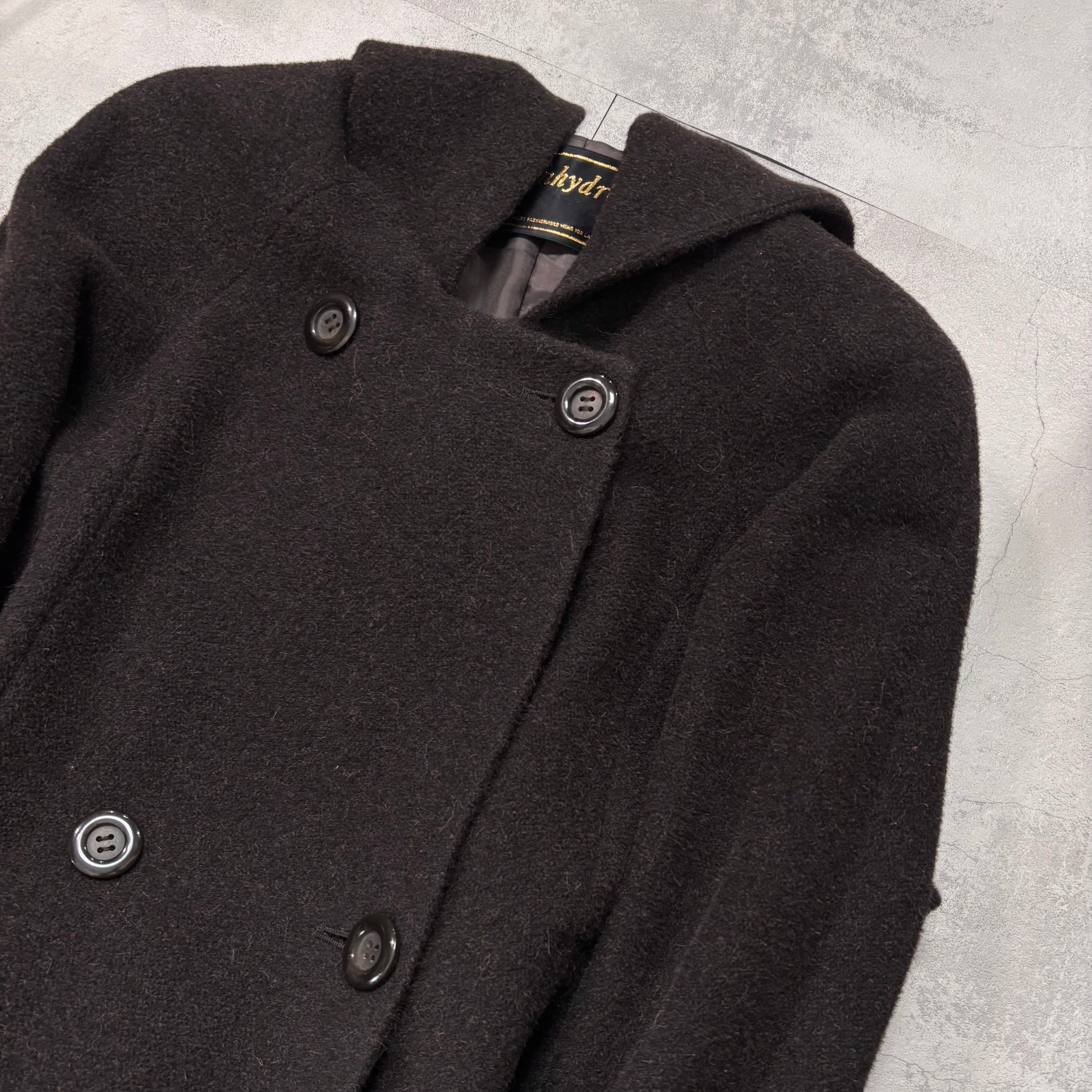 実際の色味に一番近いです