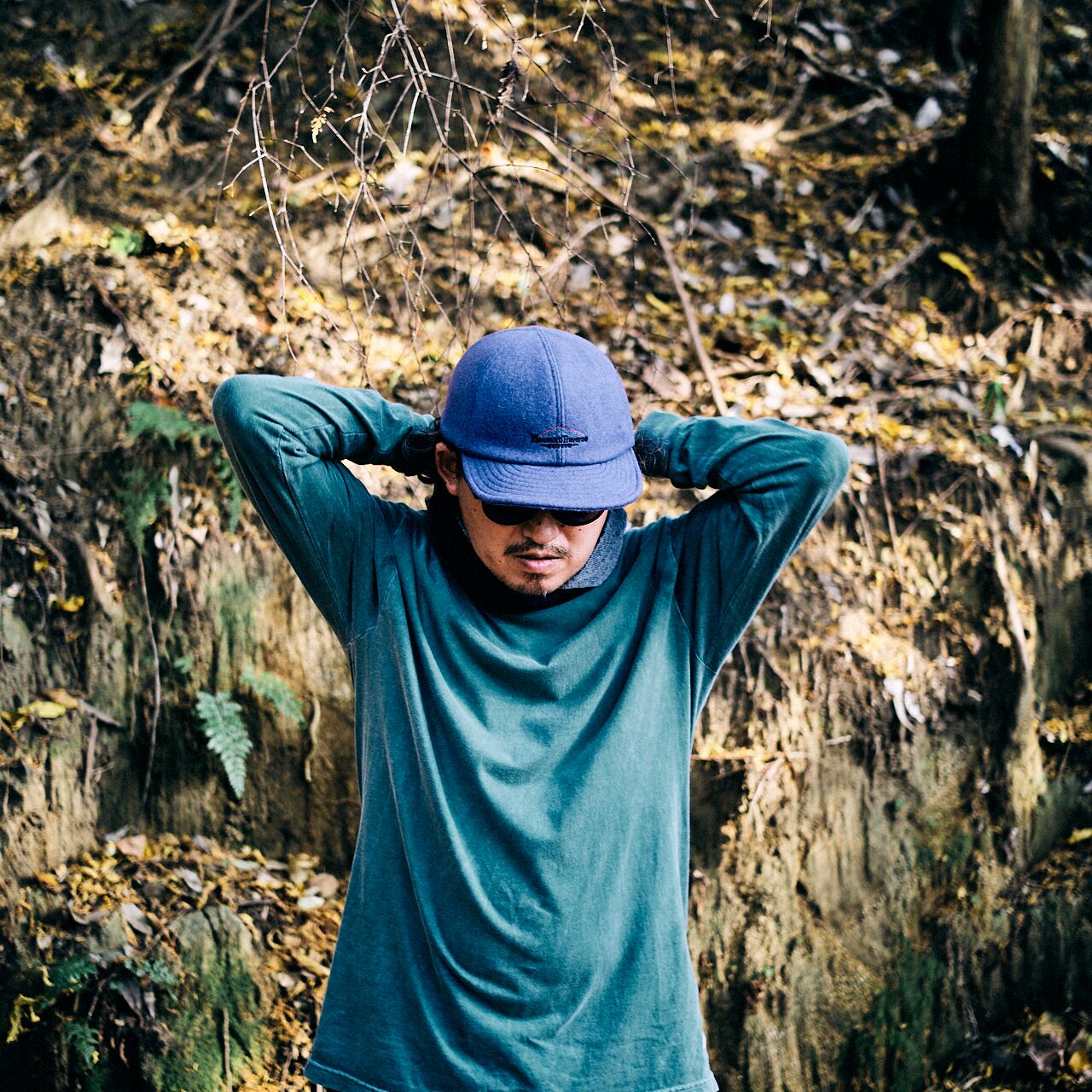 同じように下段をスナップボタンを留めるとさらに暖かく