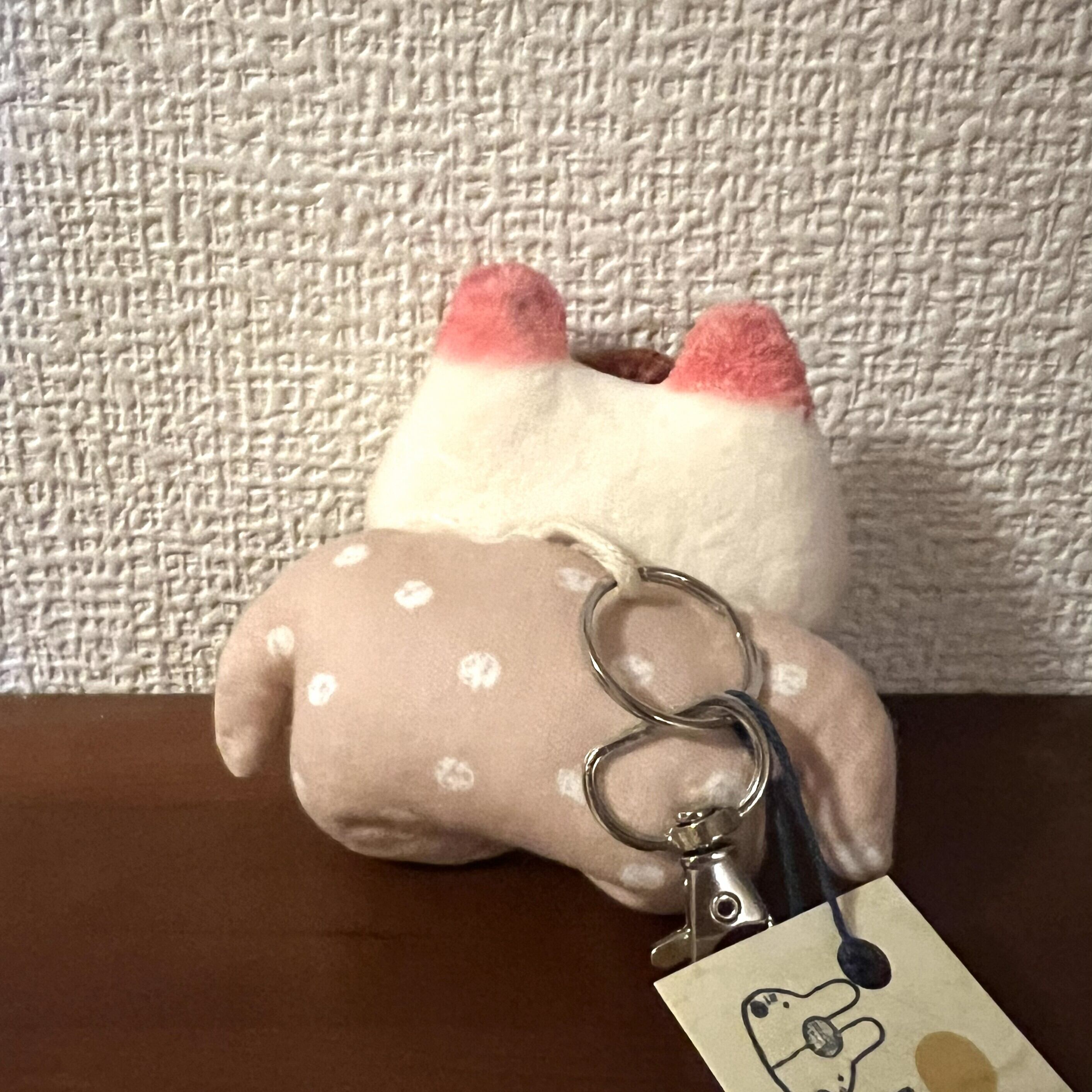 薄紫の蝶ネクタイ（背面）