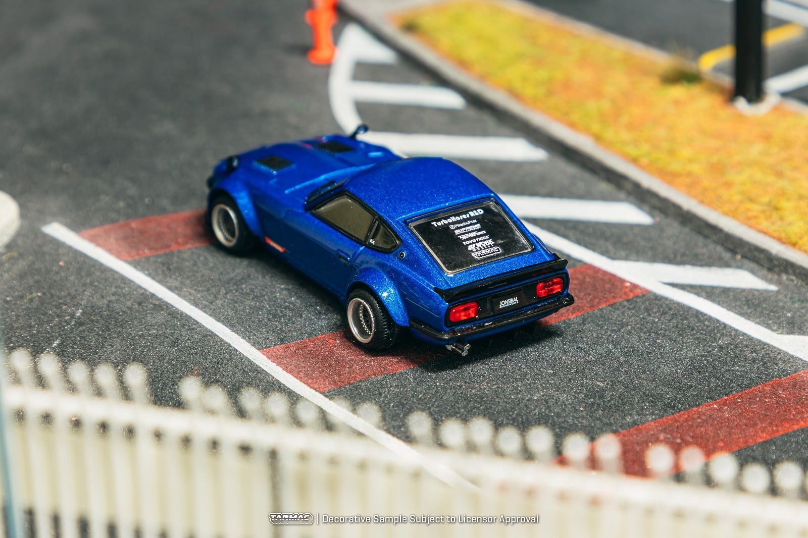 Tarmac 1/64 Nissan Fairlady Z S30 Widebody - Designed by Jon Sibal