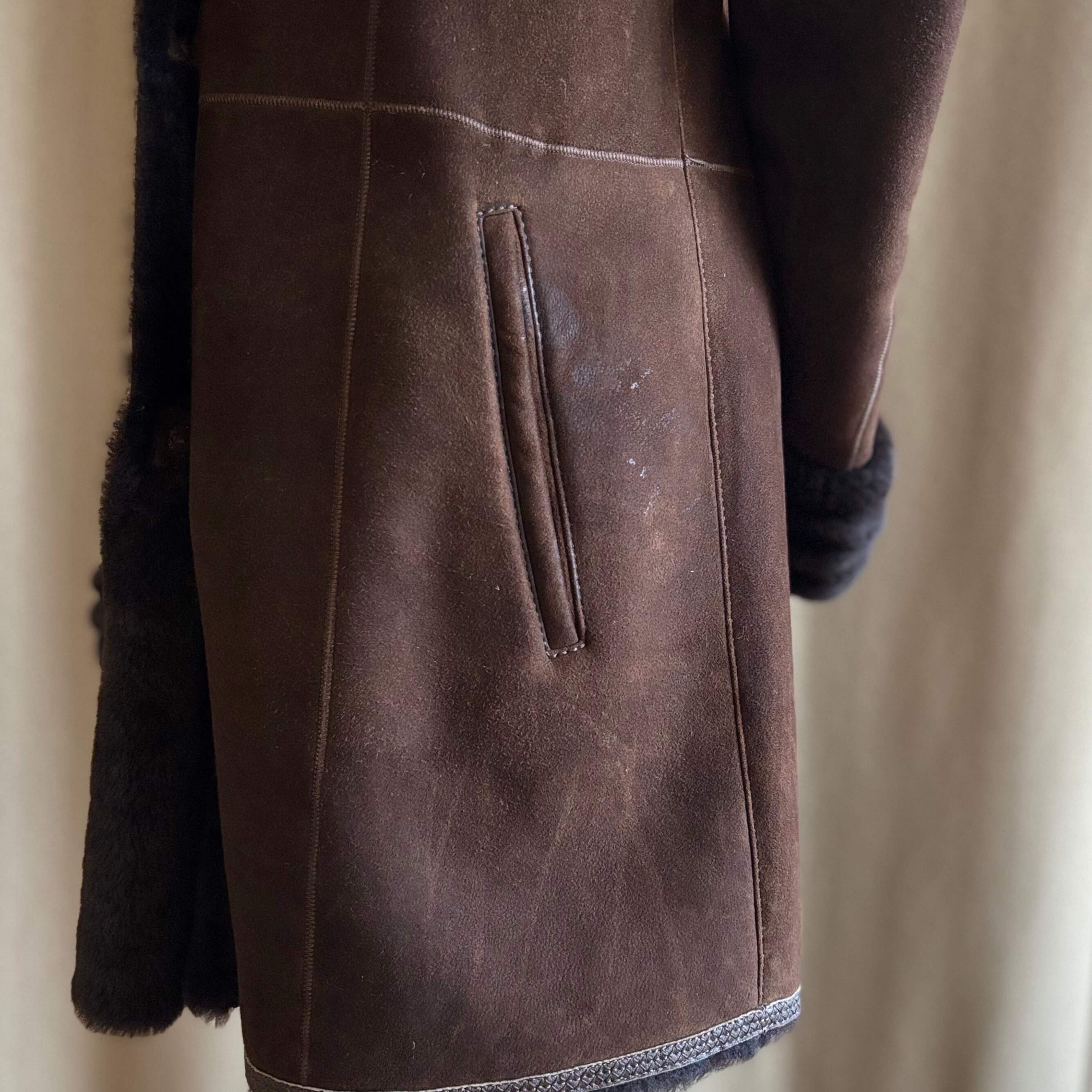 シミや傷複数あり