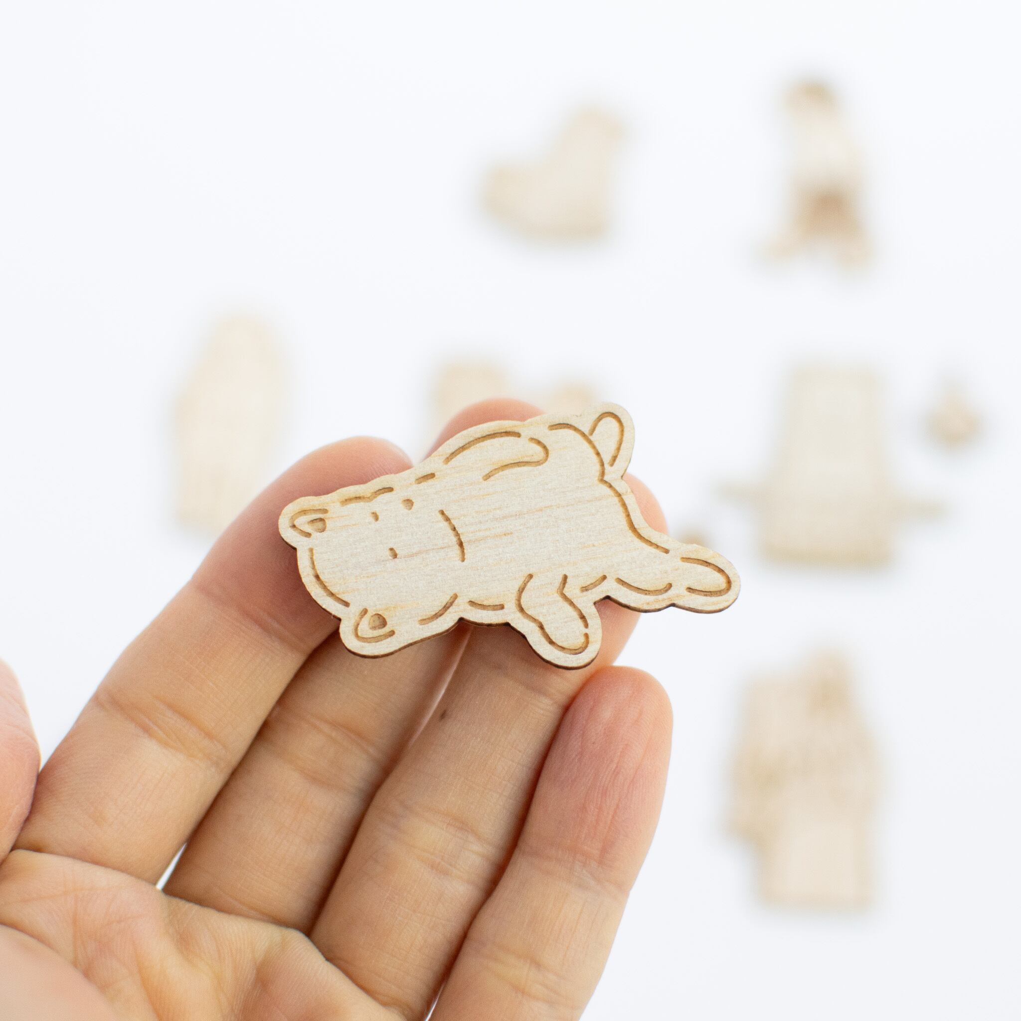 木製の柴犬ステッカー