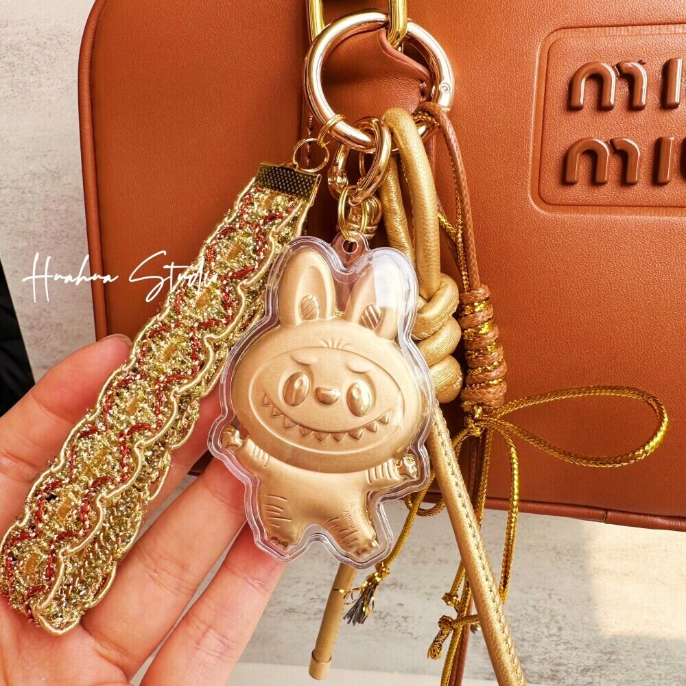 24K金製 20mg 新年限定「Labubu幸運キーホルダー」- 財運をもたらす