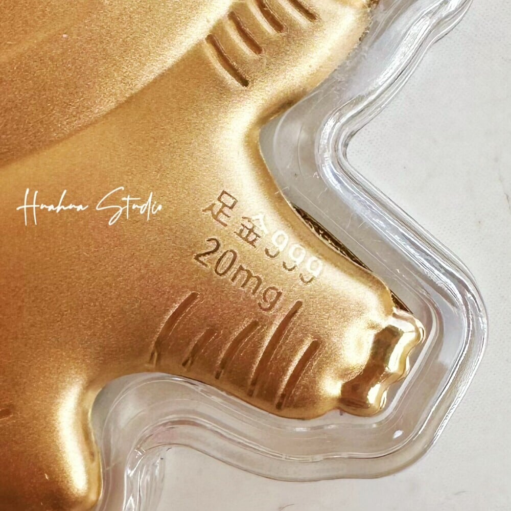 24K金製 20mg 新年限定「Labubu幸運キーホルダー」- 財運をもたらす