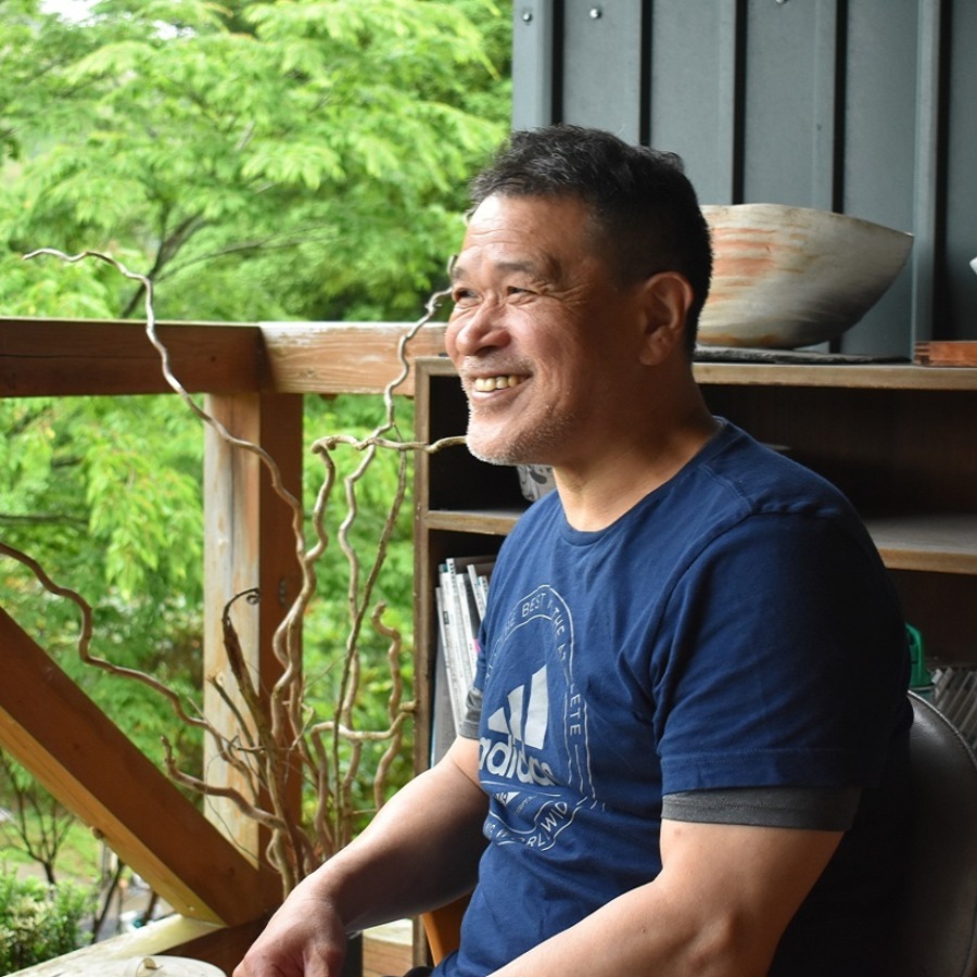 天平窯 岡晋吾さん