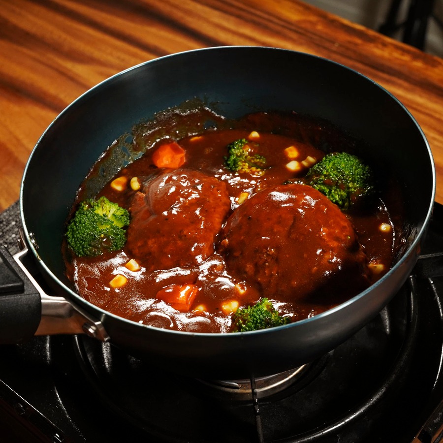 煮込みハンバーグも