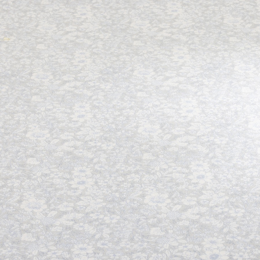 右側スポット照明 right side spot light