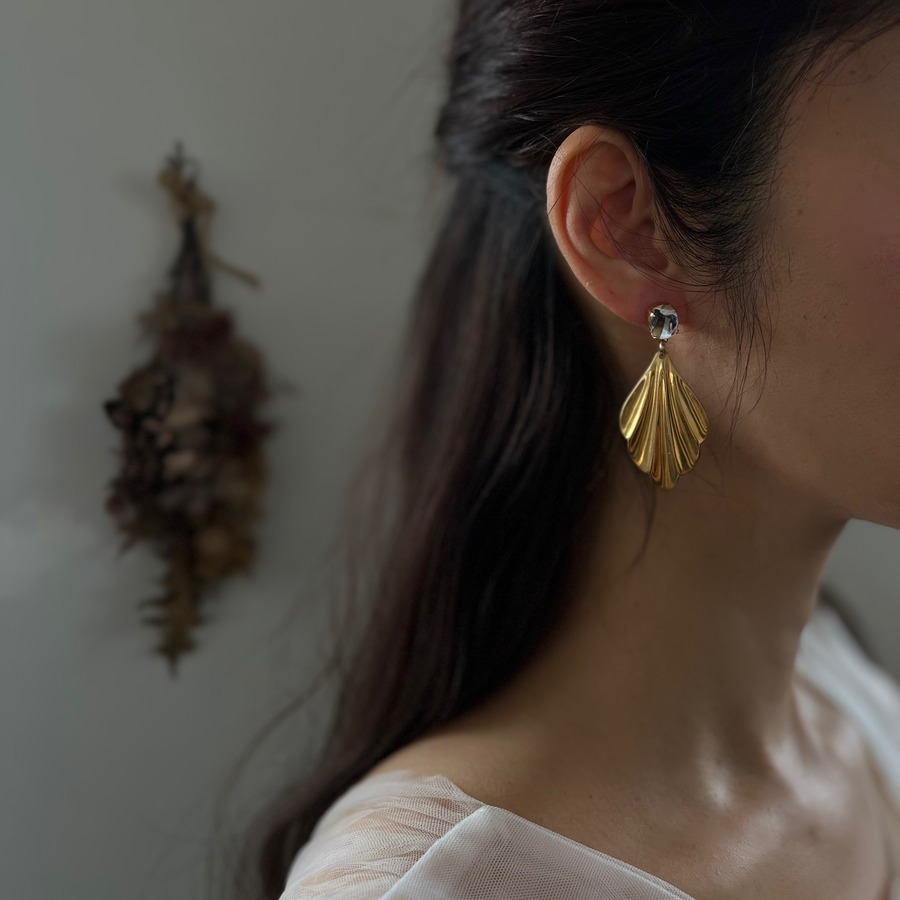 ピアスのみの販売です