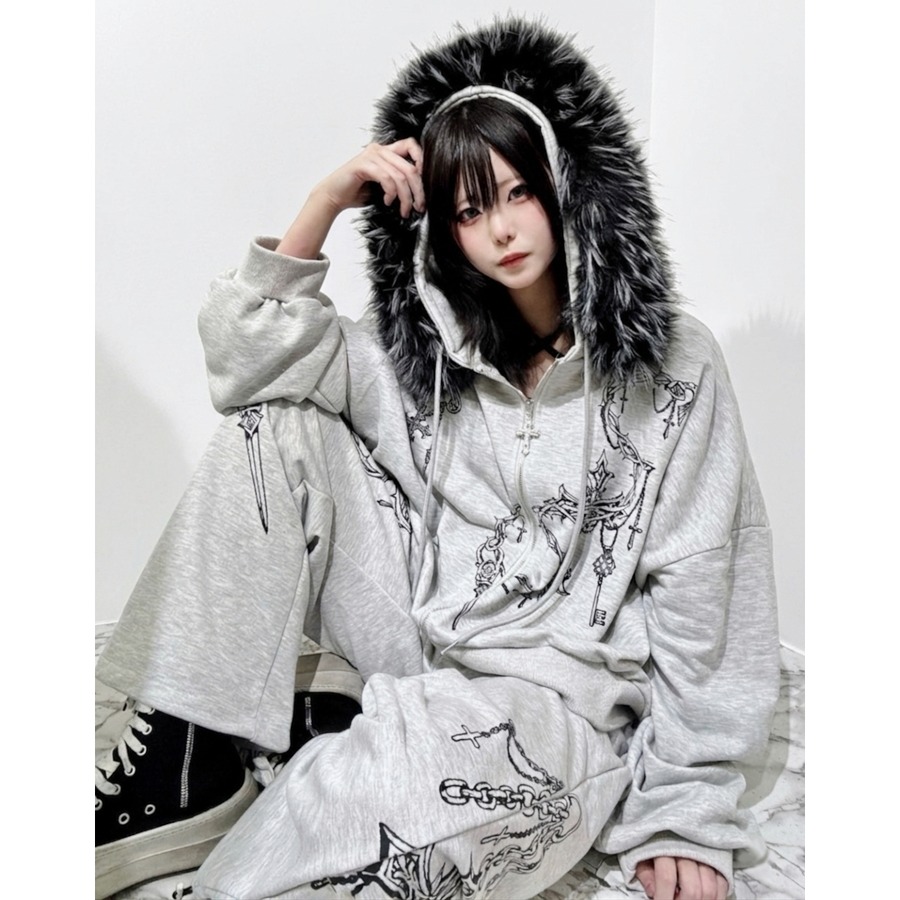 モデル:155cm /Sサイズ着用