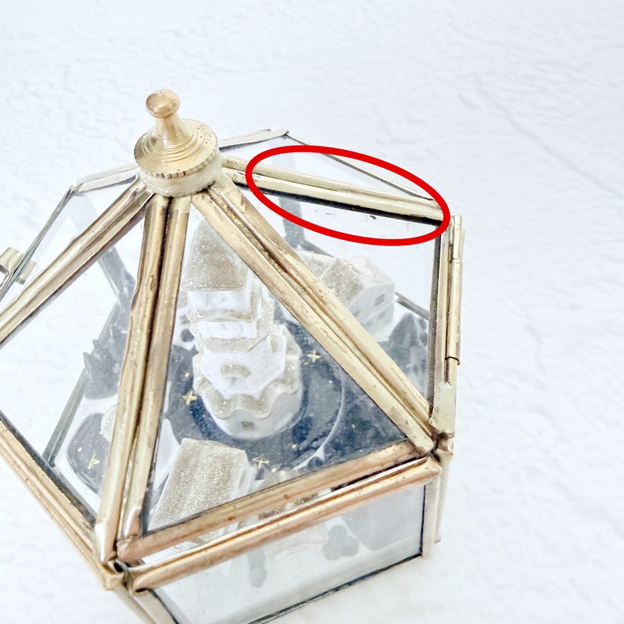 ガラス面の汚れあり