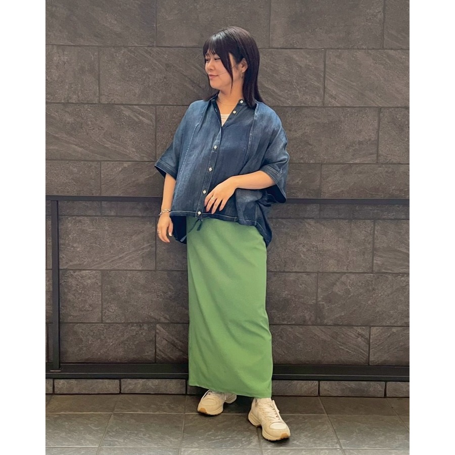 福岡店 159cm  /  着用カラー ブルー