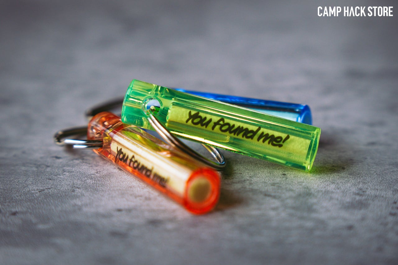 タフな蓄光キーホルダー「ナイグロー」 | CAMP HACK STORE