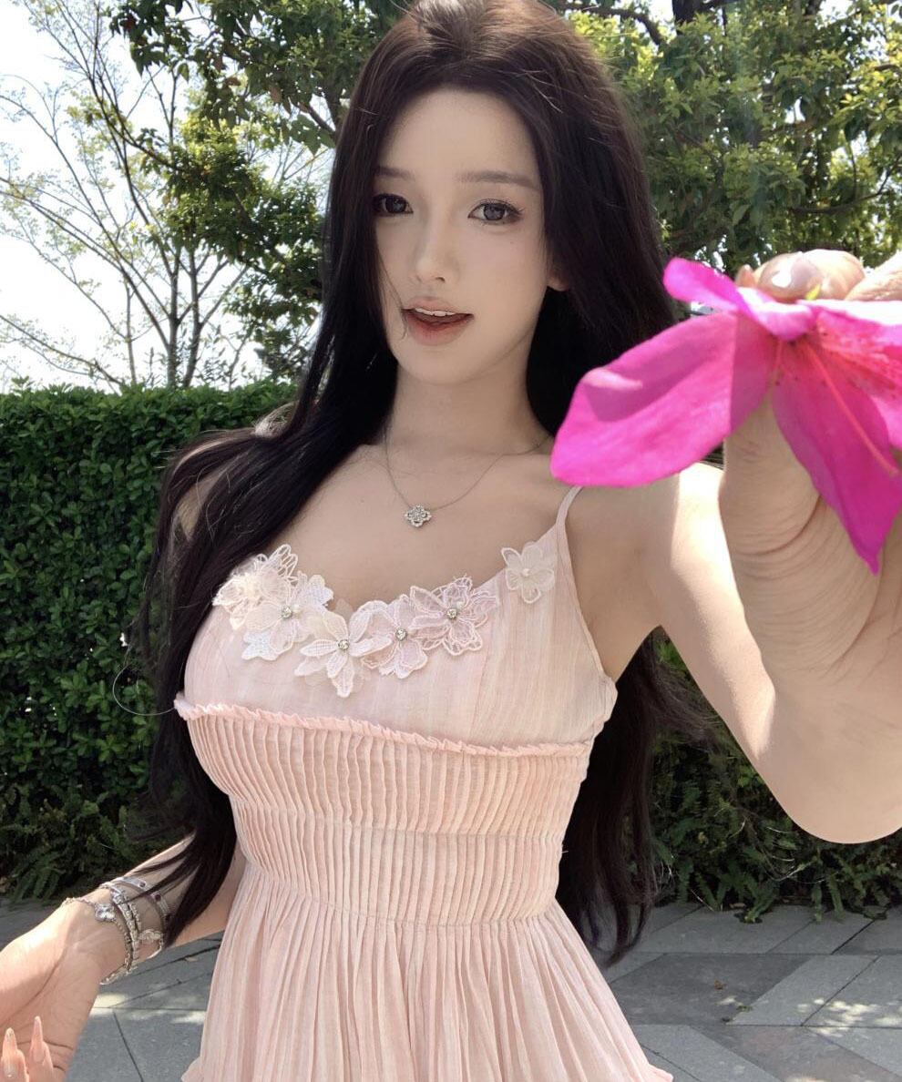 【美品】LAUNDRY ピンク キャミワンピース フリル ロング丈　ドレス ロングドレス キャミワンピース レース フリル ティアード ハイ
