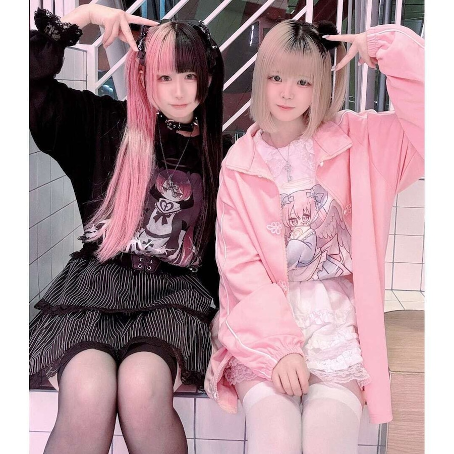 モデル:161cm /Mサイズ着用 ※右モデルは別商品着用