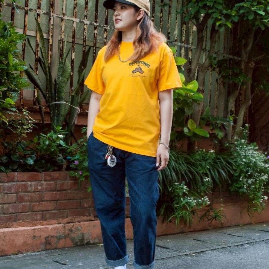 YELLOW:164cmMサイズ着用
