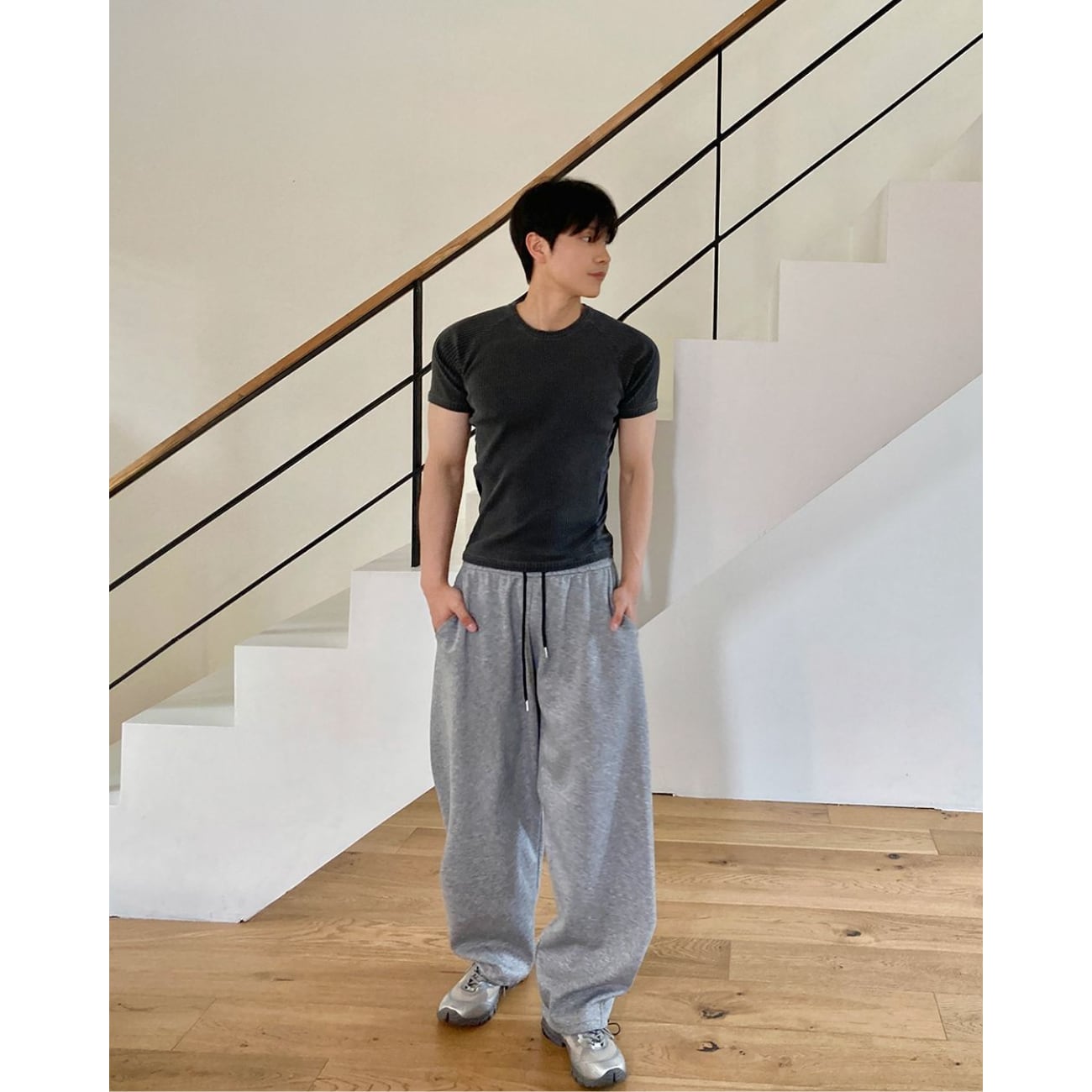 ドレーププリーツスウェットパンツ｜Drape Pleated Sweat Pants