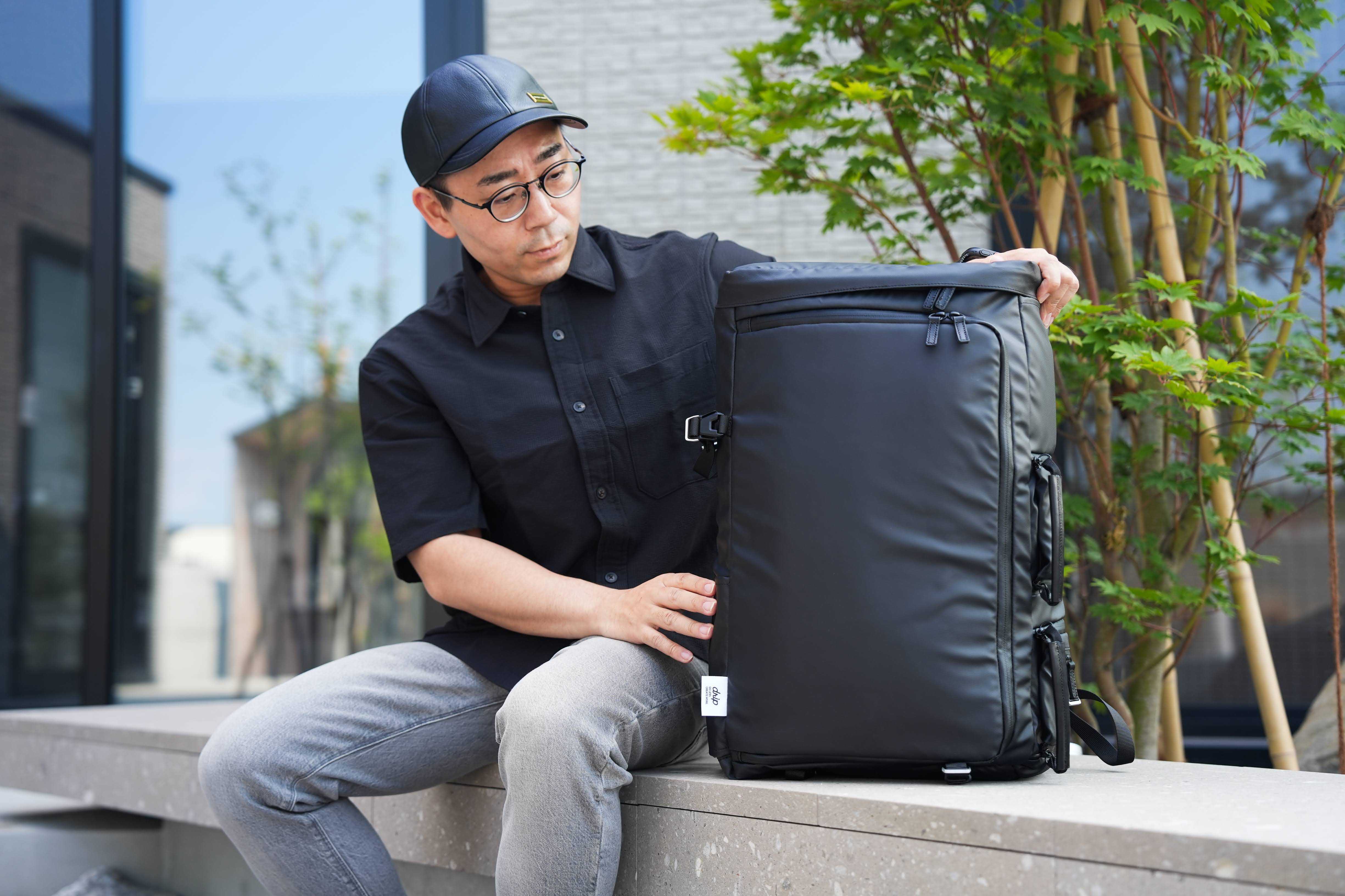 どこへ行くにもこれ一つ。大容量3階建てバックパック「FLOORPACK Cargo