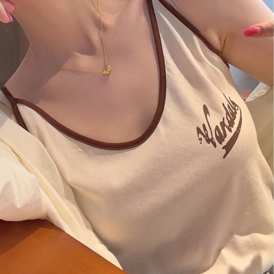 ホワイト