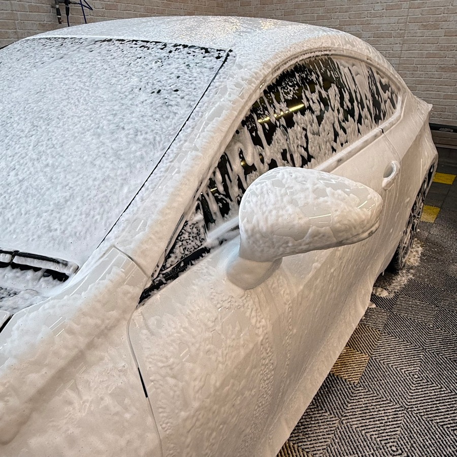車全体を泡フォームすることができます