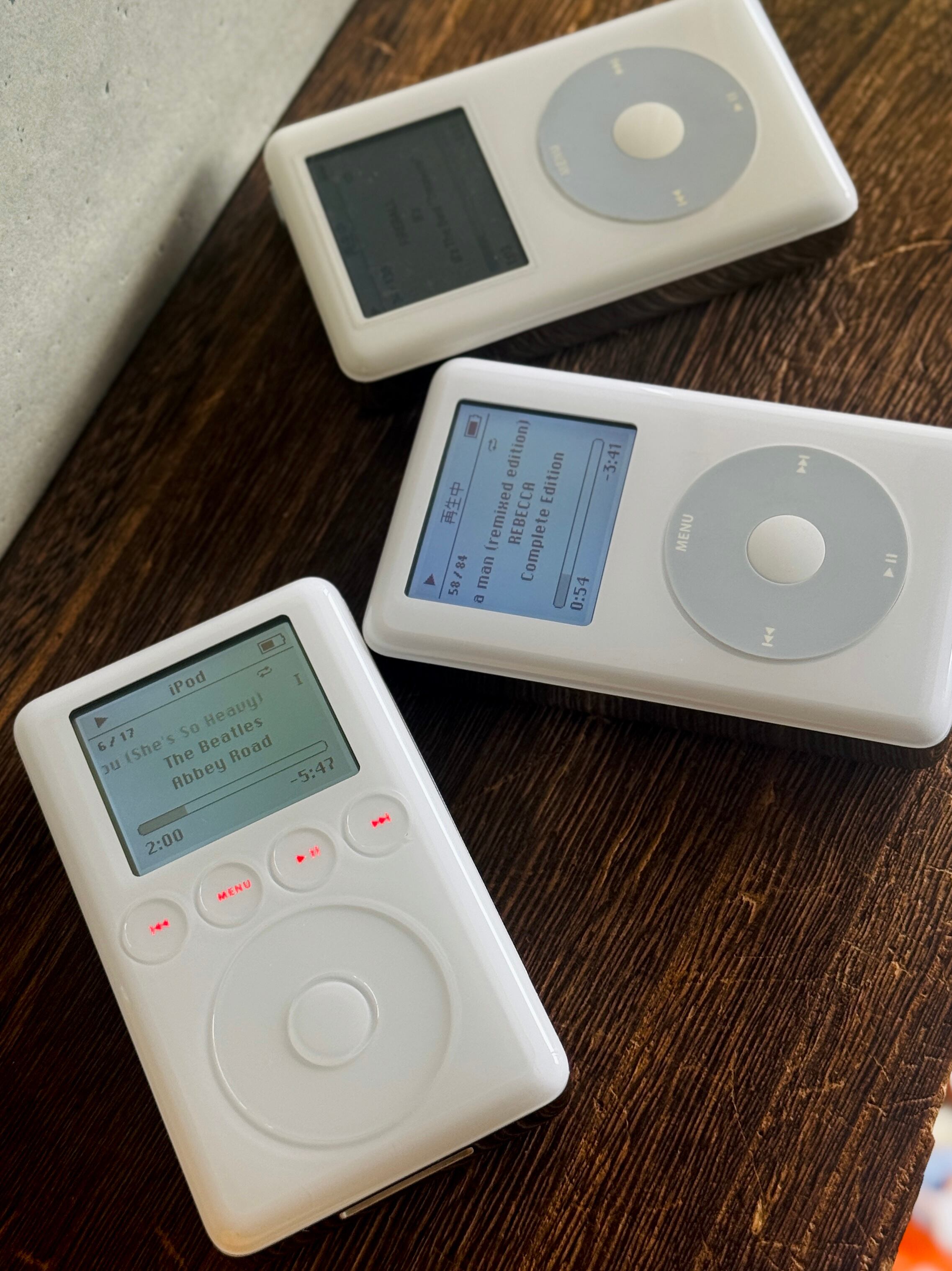 1台限定】Apple 第3世代 iPod SSD化 ＋ 3000mAh モンスターバッテリー