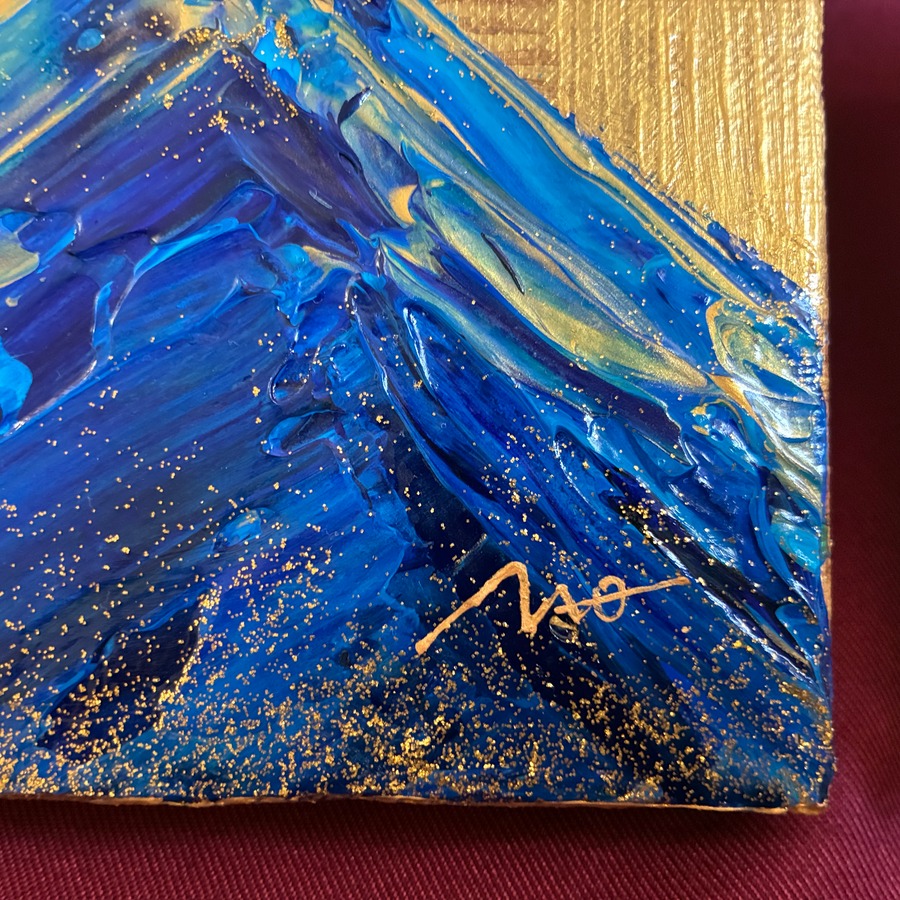 Hand-painted by infinity artist NAO, Japan.