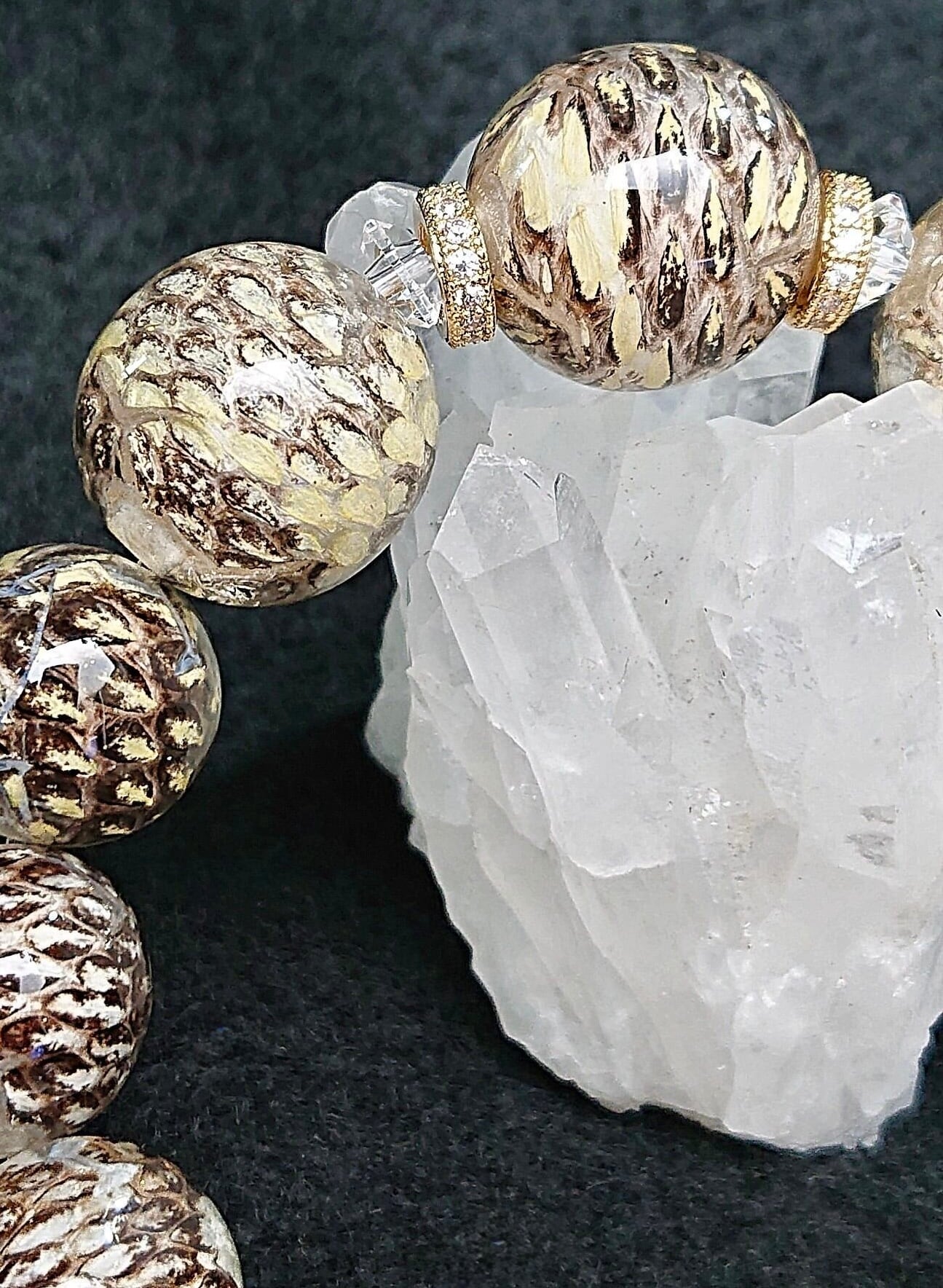 ハブ皮の守護ブレスレット〜金運・魔除け〜 | CoralTidaStone ハブ皮の守護ブレスレット〜金運・魔除け〜 | CoralTidaStone