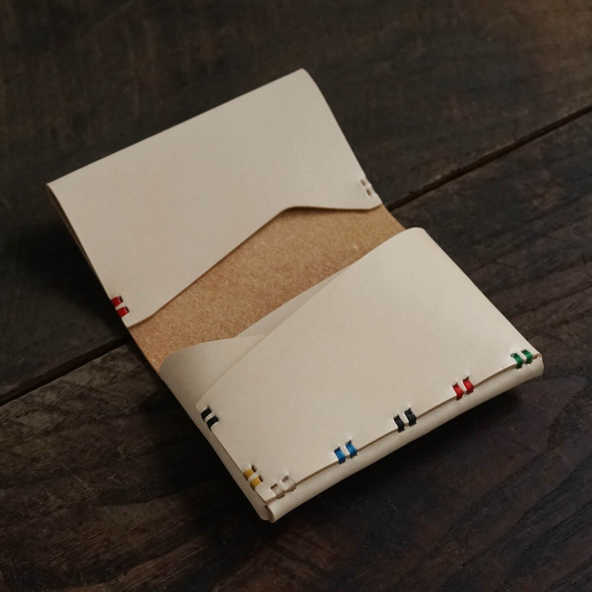 巻筆入 牛ヌメ革 | lore + needles / ロー・アンド・ニードルズ