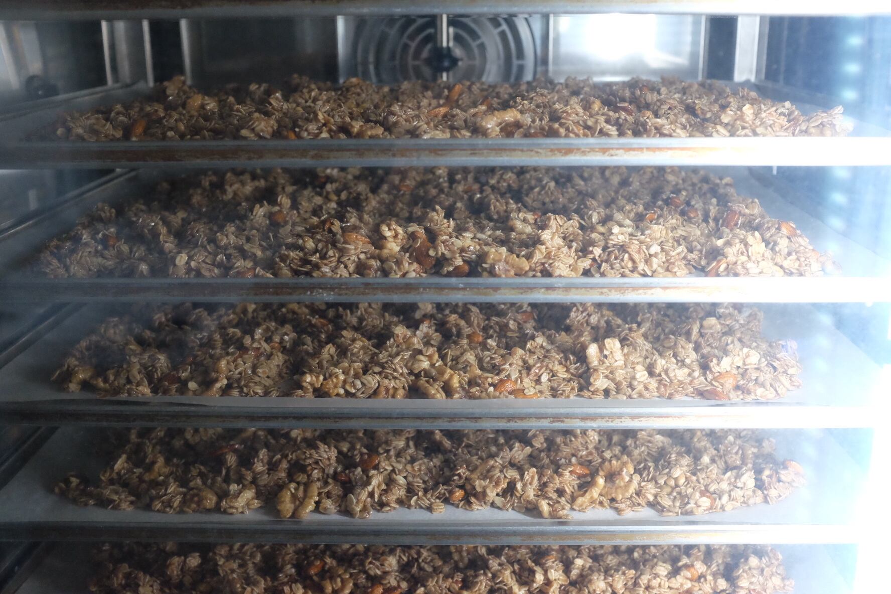 低温でじっくりじっくり焼き上げます