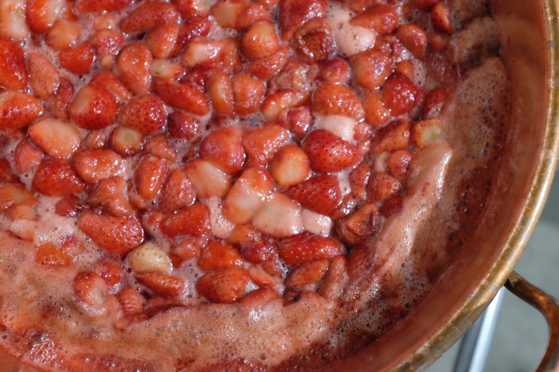 苺の味が凝縮したコンフィチュールに