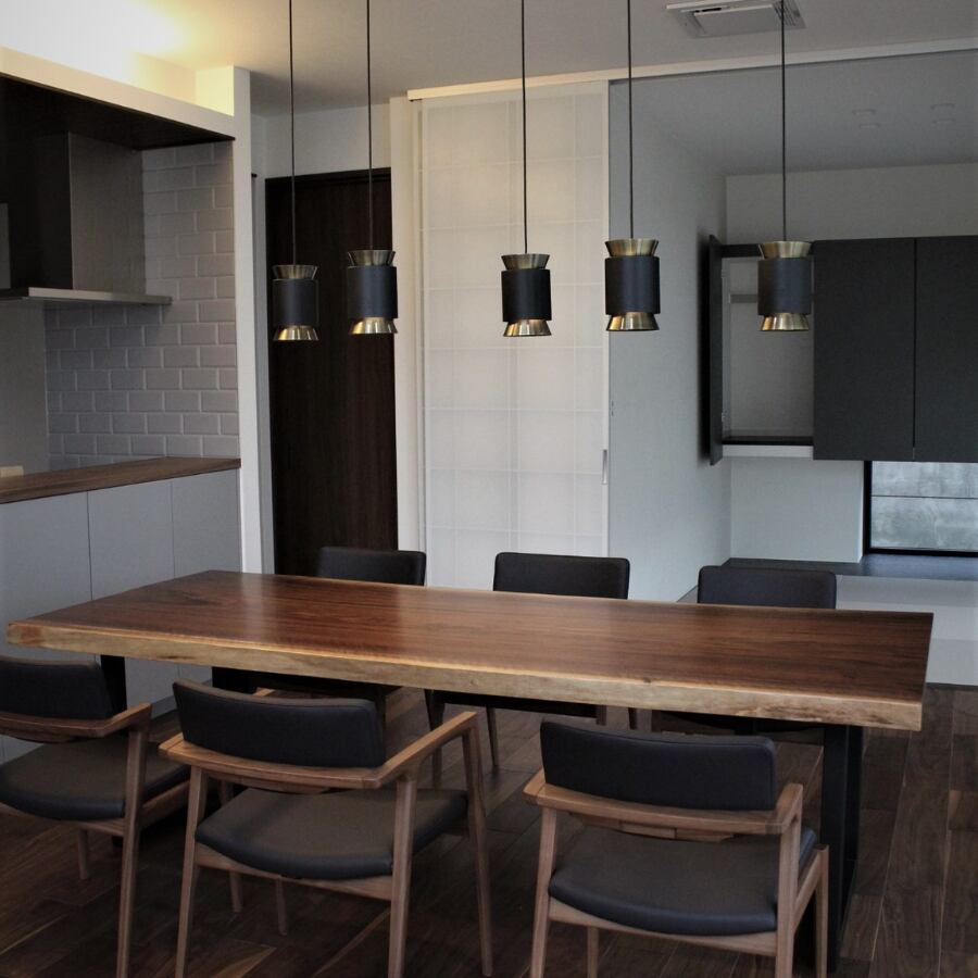 《納品事例》　ウォールナット　一枚板