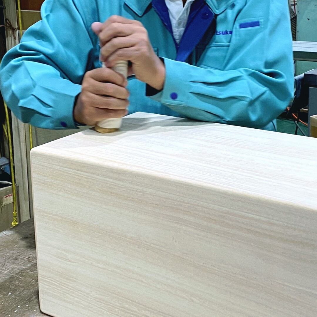 職人がひとつひとつ手作りで製作