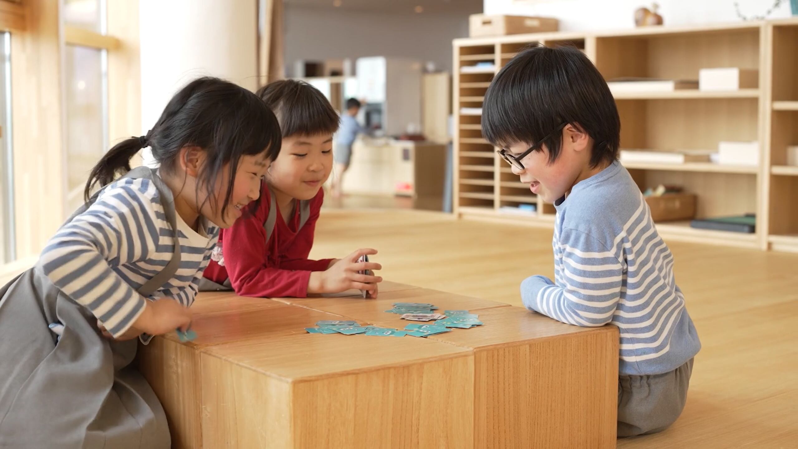 幼稚園にも採用されました