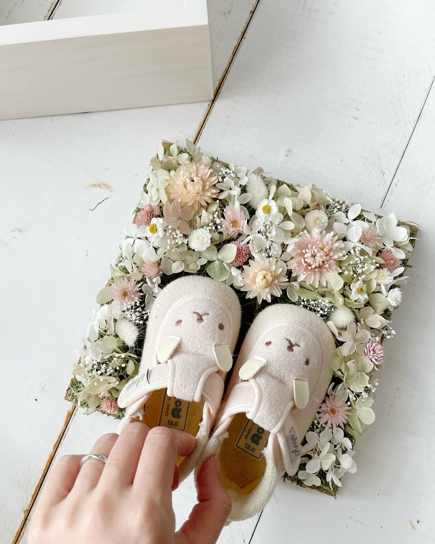 白っぽ優しいピンク