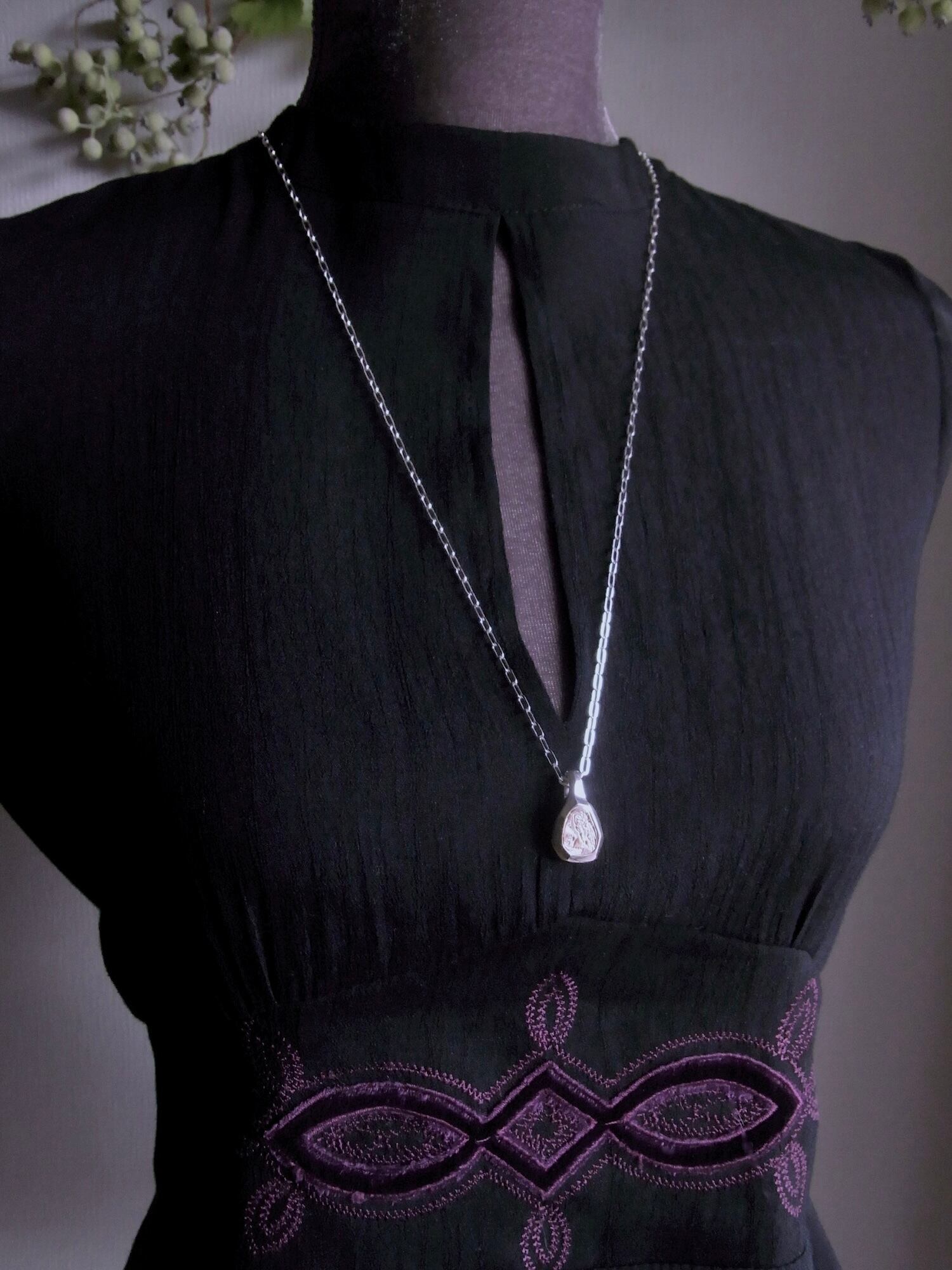 水瓶座×73cm細身ロングチェーン