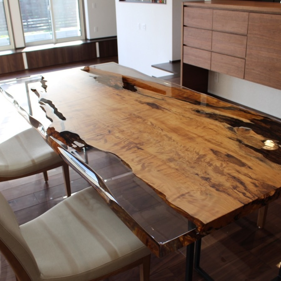 《導入事例》屋久杉 レジン 一枚板