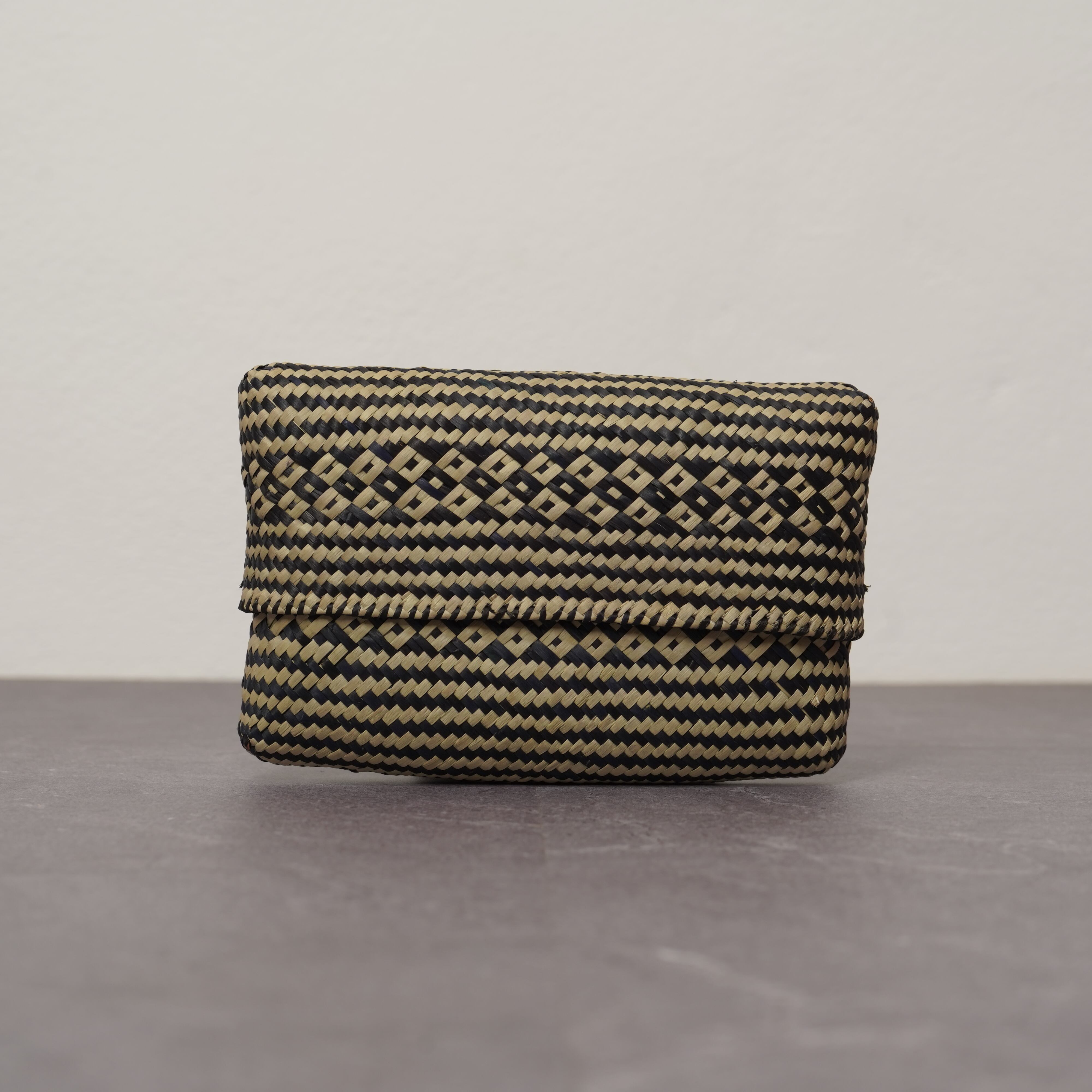 柄にも個体差がございます。