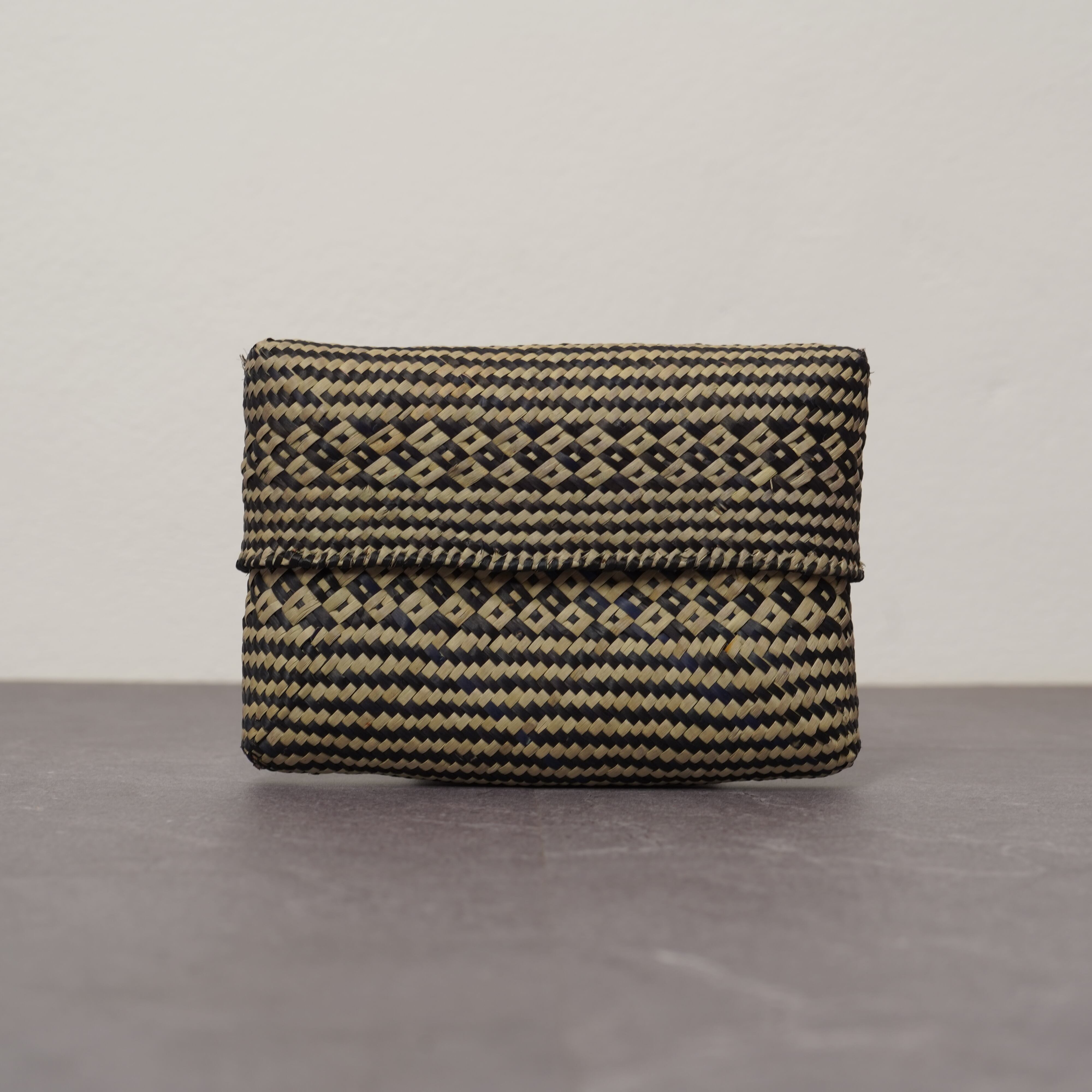 柄にも個体差がございます。