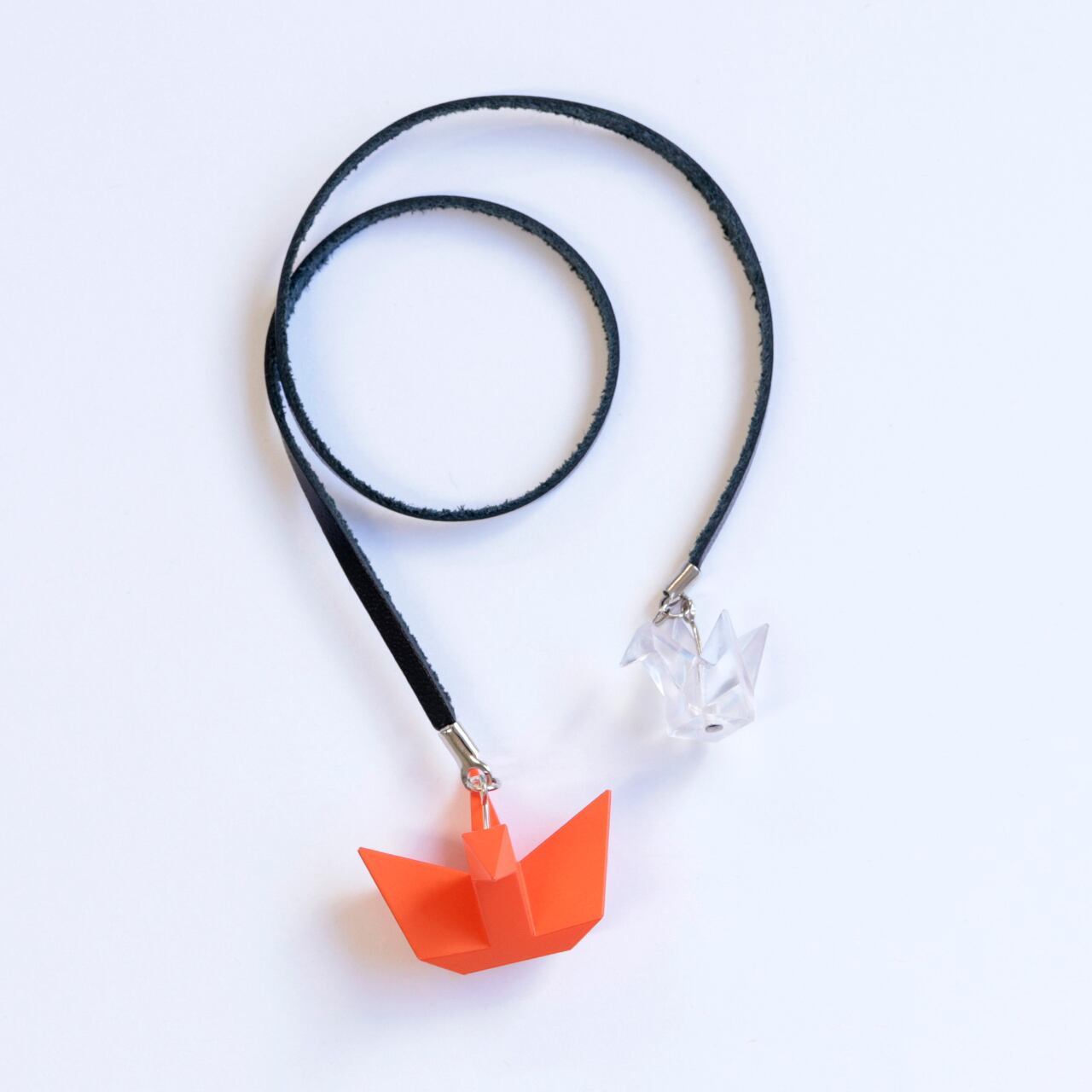 オレンジ（朱）/ Orange