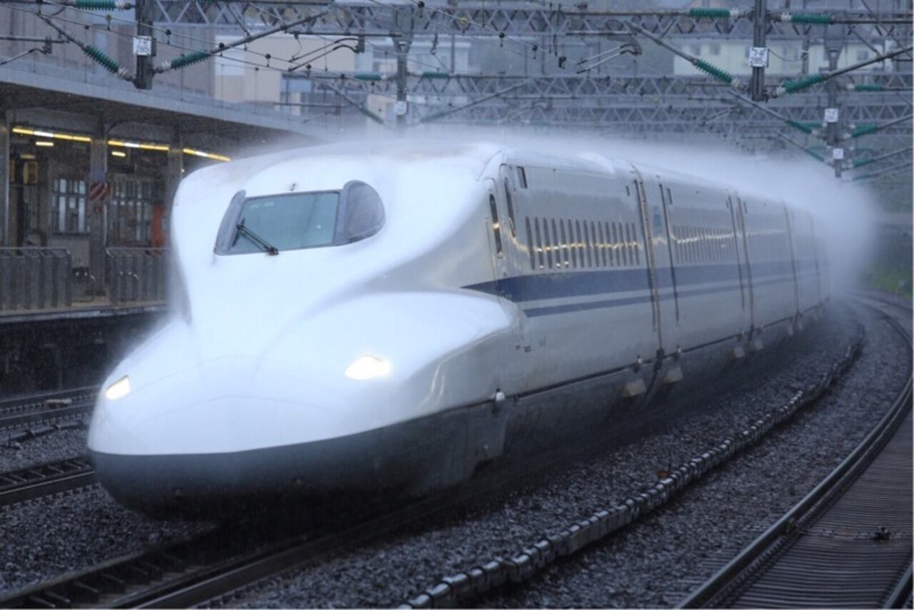 Shinkansen (Bullet Train)