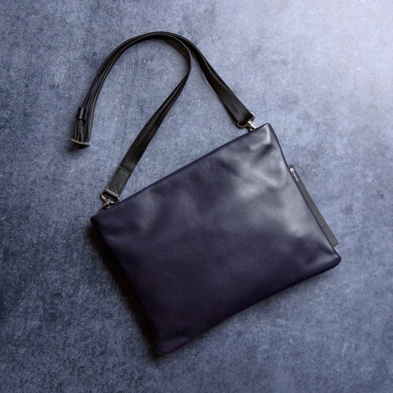 牛革サコッシュ【濃紺】 豊岡鞄 レザーサコッシュ メンズ 30代40代50代［MBC014］紺 Navy
