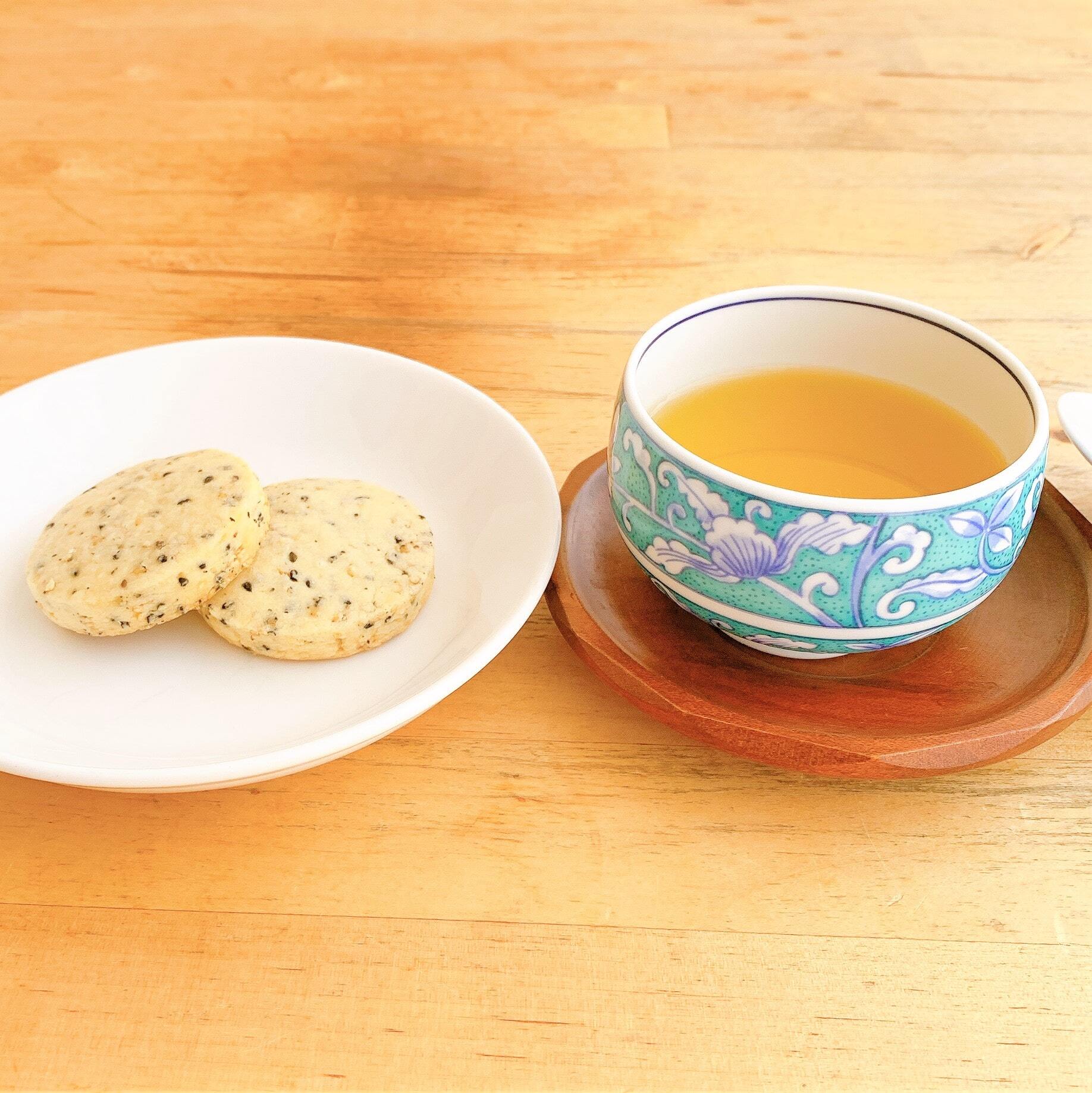 緑茶ですっきりと。