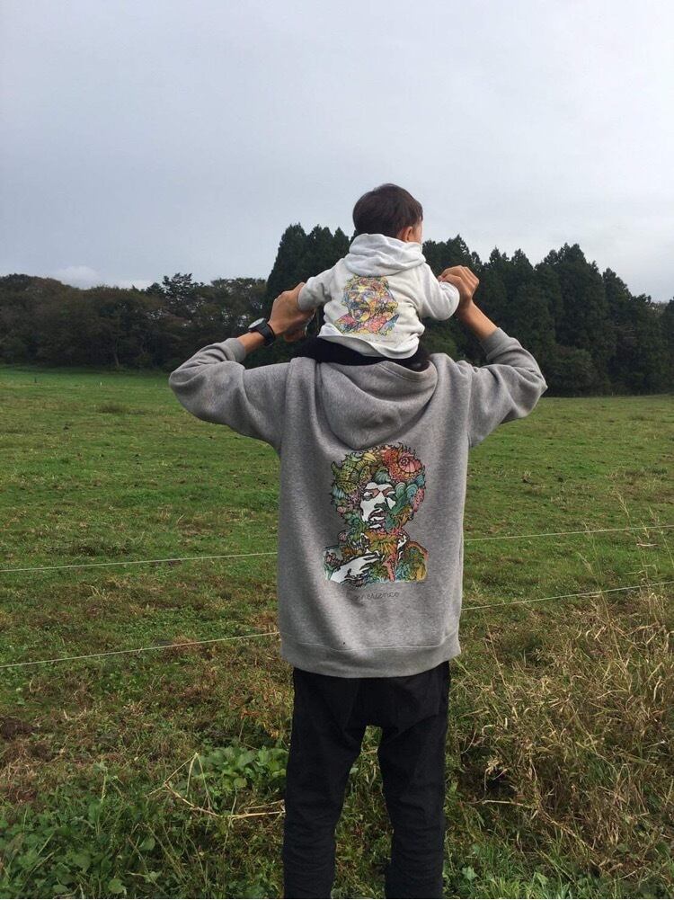 キッズモデル:1歳半  身長:83cm 体重:12kg 着用オートミール110cm